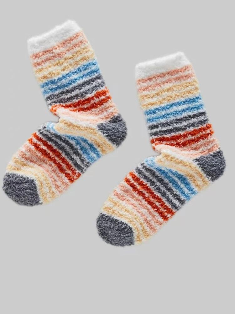 Kaos kaki rajutan kanggo Wanita